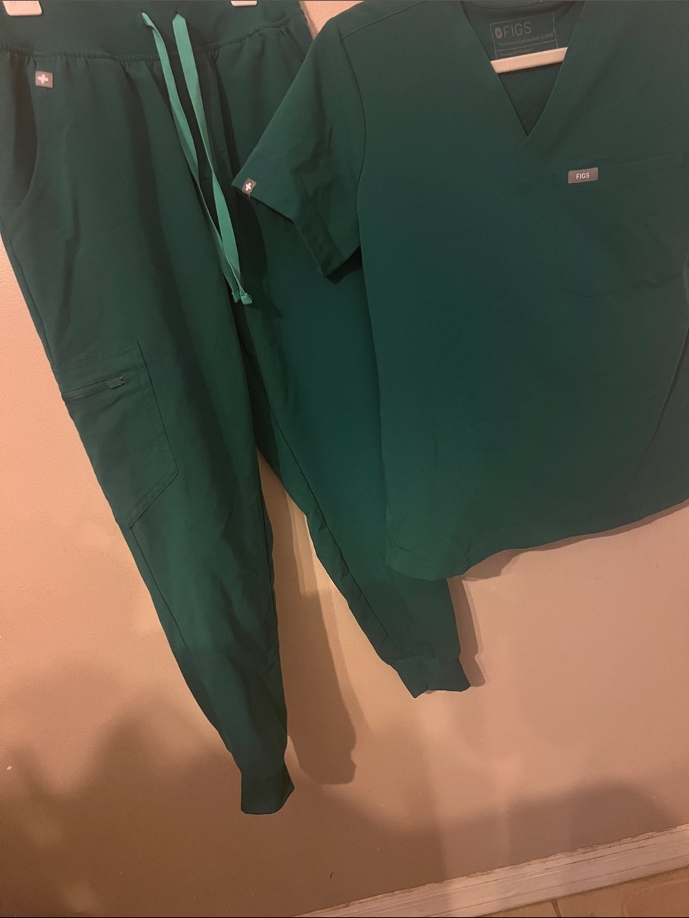 FIGS Hunter Green Catarina Scrub Top and Zamora Jogger Set